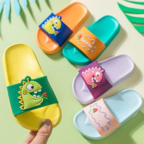 2021 Summer Kids Slippers for Boys Girls Cartoon Dinosaur Indoor Outdoor Beach Children Baby Slides Shoes Flip Flops Wholesale