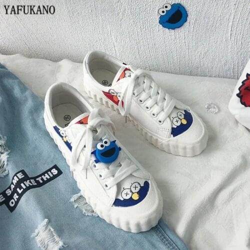 2020 New Women Casual Shoes INS Fashion New Female Yellow Cartoon Animation Vulcanized Sneakers Lace Up Canvas Shoes Woman