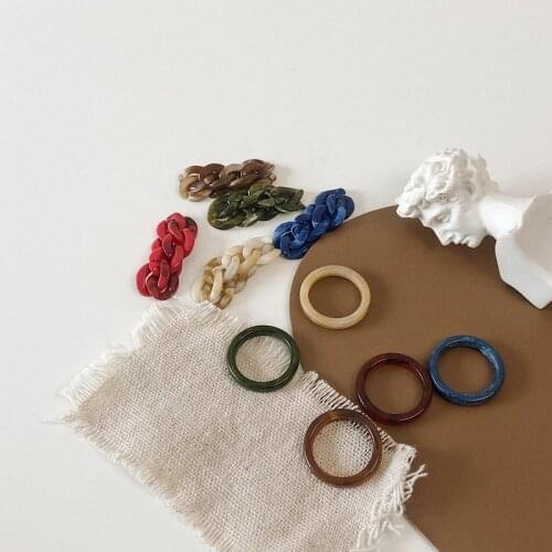 2Pcs/set New Trendy Korean Retro Muti Colors Resin Chain Red Blue Green Yellow Ring Set for Women Female Party Jewelry Ring Set