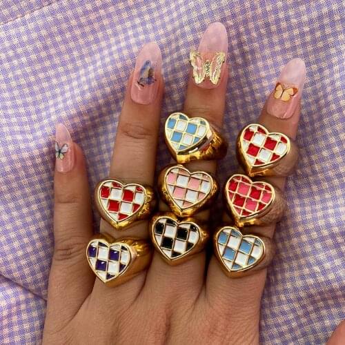 JUST FEEL 2021 New Colorful Enamel Heart Plaid Rings For Women Punk Love Heart Geometric Finger Rings Fashion Party Jewelry Gift