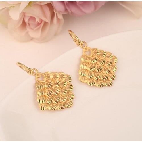Bangrui Gold Color leaf Earrings Women/Girl,Love Trendy Jewelry for African/Arab/Middle Eastern party jewelry gift