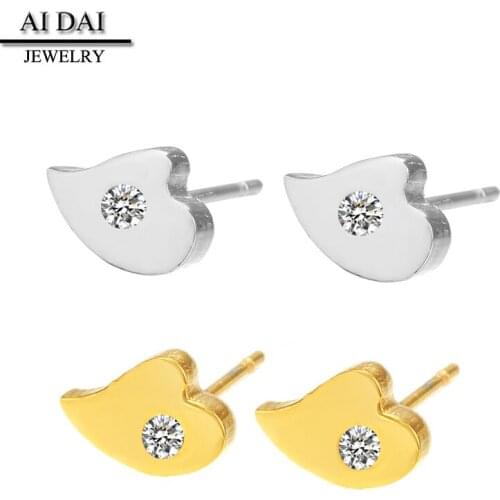 Simple and creative one leaf earrings titanium steel love heart diamonds small girlfriends female stainless steel jewelry