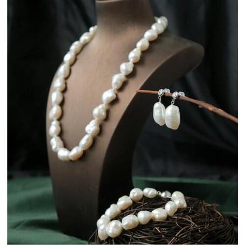 Jewelry Copper plated magnetic buckle, fashionable Baroque shaped pearl, versatile necklace, bracelet, earring set