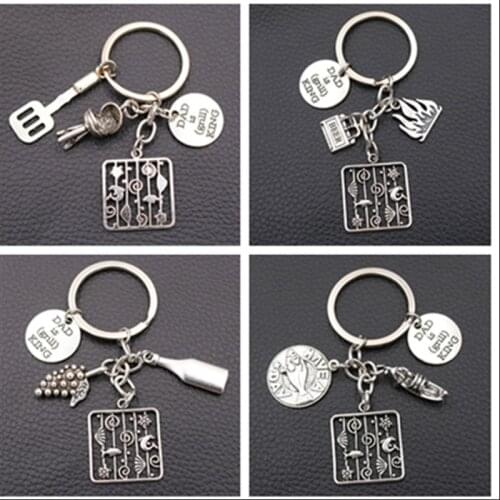 DAD Is Grill King Metal Tag Pendant, Grill Charms, Food Charms, Seafood Charms, Silver Plated Creative Hip Hop Keychain 1pcs