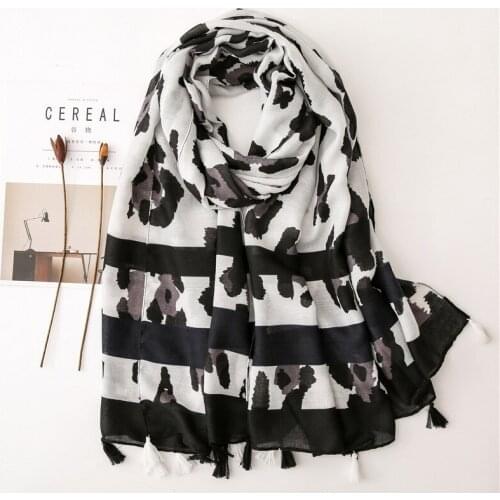 New Brand 2020 Cotton Linen Printed Scarf Women Sun-resistant Shawls and Wraps Scarves Summer hijab pashminas foulard female