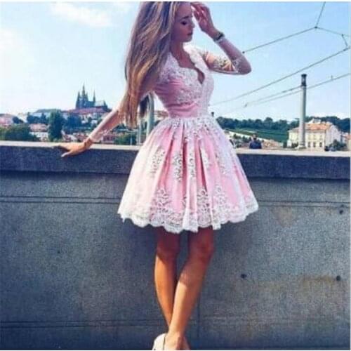 Pink Homecoming Dresses A-line V-neck Long Sleeves Short Mini Lace Appliques Elegant Cocktail Dresses