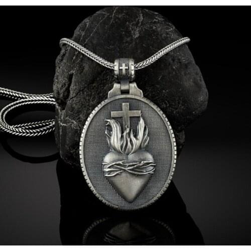 Mens Catholic Religious Pendant Chain Necklace Christian Jesus Sacred Heart Medal Round Cross Pendant Necklace