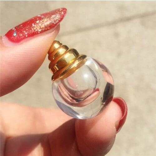 Small Pure white natural crystal pendant carved wishing bottle pendant perfume bottle necklace lanugo bottle auspicious gift