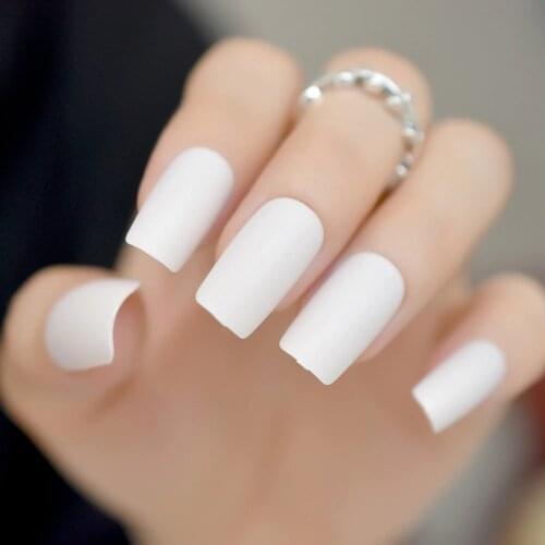Treat Yourself Press On Nail Kit Milk White Matte Square Fake Nail Art Tips Medium Size Quality DIY Manicure Tips 24 count
