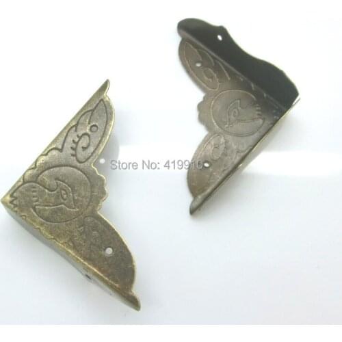 Free Shipping-20pcs Antique Bronze Pattern Carved Metal Book Corner Albums Menus Folders Corner Protectors 6.3cm J1736