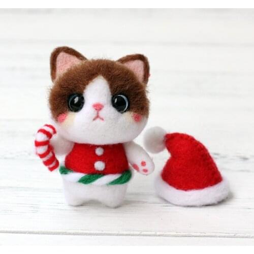 DIY Felt Felt Craft Kit- Cat Christmas Decoration- Self Crafting Felting Kit