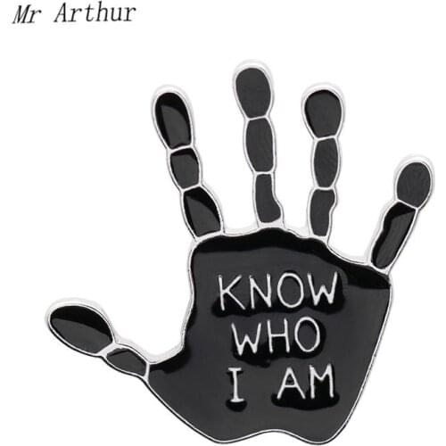 Black Plam Enamel Pin Know Who I Am Brooch Backpack Clothes Lapel Punk Jewelry Gift for Friends