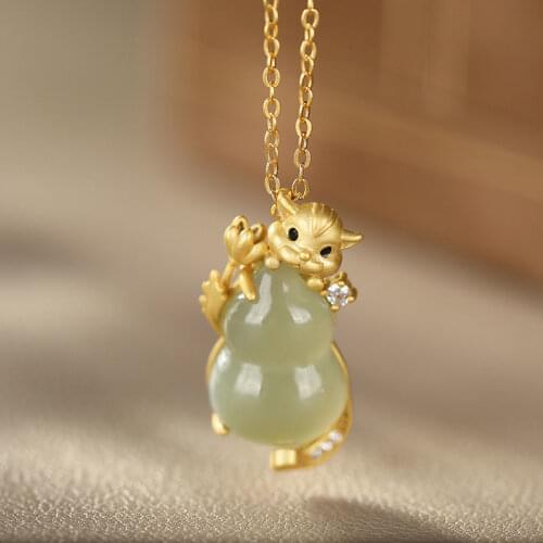 New Silver Natural Hetian Chalcedony Gourd Mouse Pendant Necklace Charm Niche Design Box Women Brand Jewelry