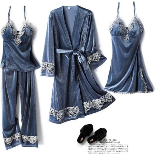 Pajamas Autumn Winter Long-Sleeved Four-Piece Set Lace Sexy Golden Velvet Pajamas Can Wear Outside The Chest Cushion Home Wear