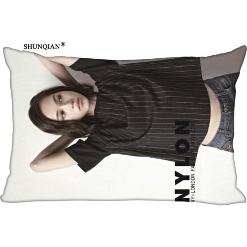 Custom Mizuhara Kiko Rectangle Pillowcase zipper Classic Pillow Case Customized Pillow Case Covers 50*75cm (Two Sides)
