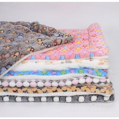 2021 Pet Cat Bed Dog Beds Thickened Pet Soft Fleece Pads Blanket Bed Mats Cushion Home Portable Washable Rug Keep Warm For Dogs