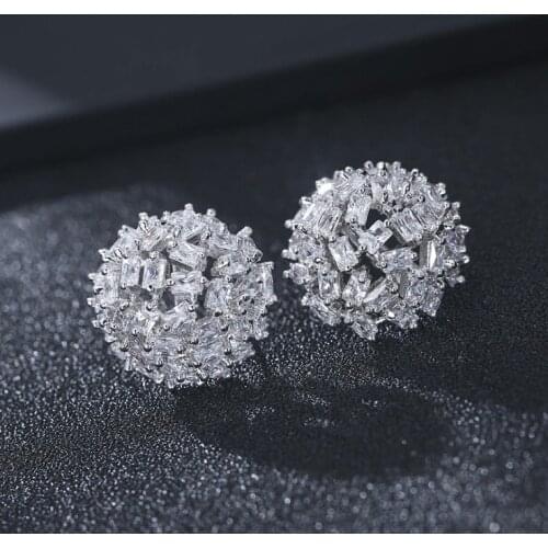 2021 NEW earrings Europe Dark blue Crystals from Swarovskis Simple atmospheric temperament geometry zircon copper