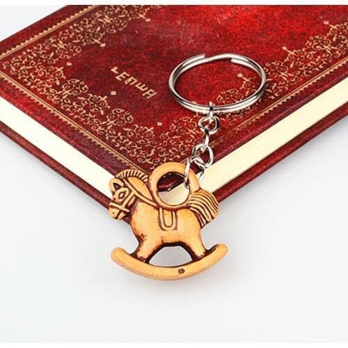 5Pcs Trojan Horse Pendant keychain hanger 25mm keyrings wood Diy Keyring Jewelry Making Accessory