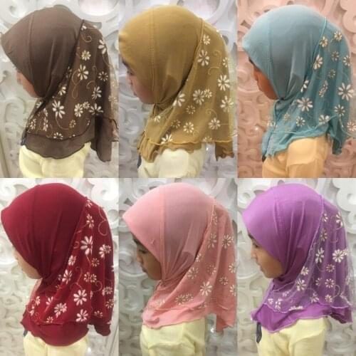 Beautiful Small Girl Al Amira Hijab with Flowers Fit 2-7 Years Old Muslim Kids Pull On Islamic Scarf Headscarf