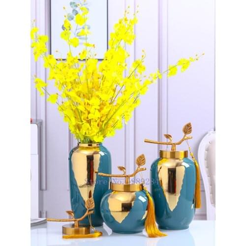 Retro Ceramics Vase Golden with Cover Leaves Tassel Modern Home Crafts Decoration Flower Arrangement Accessories Flower Vases