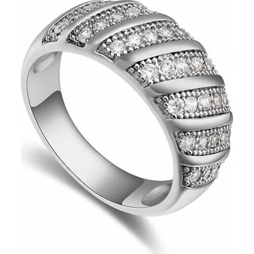 TRACYSWING Real Austrian Crystals Brand AAA Zirconia Micro Inlays Fashion Ring for women New Geometric Th-110239