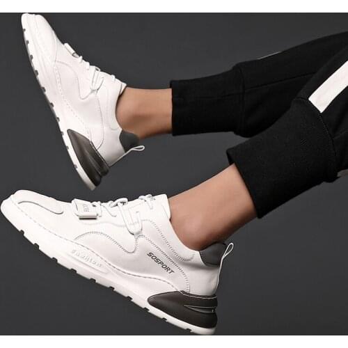 Men Casual Shoes High Quality New Breathable manual Board Shoes Men Fashion Sneakers Outdoor Non-slip Shoes Men Vulcanized Shoes