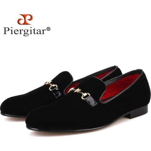 2019 Piergitar New Style Velvet Men Shoes with Five-pointed star Metal buckle Male Loafers Smoking Slipper Plus size mens flats