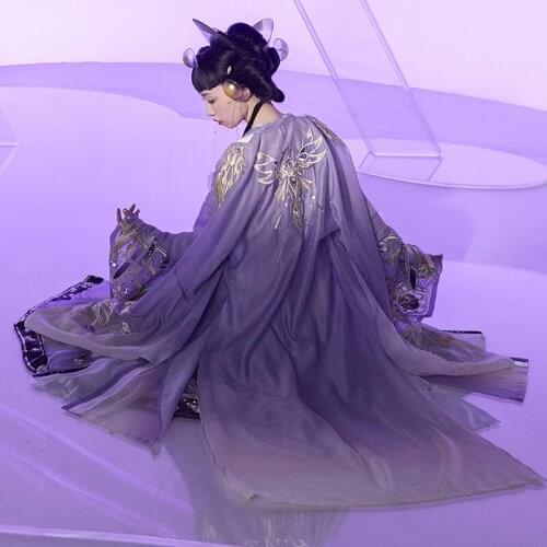 Purple Hanfu Coat Ancient Chinese QueenS Cloak Han Tang Song Dynasty Embroidered Big Sleeve Cloak Female Stage Costumes DQL5761