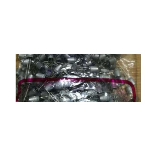 50pcs 820uF 2.5V SEPC 6x9mm Ultra Low ESR 2.5V820uF For Motherboard Solid Electrolytic Capacitor