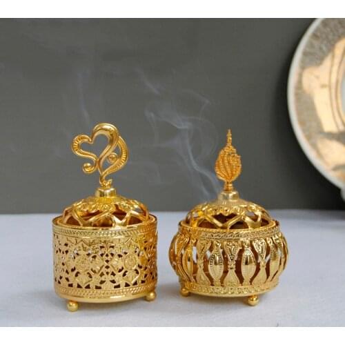 Aqumotic Metal Jar Arab Handheld Aromatherapy Oven 1pc Hollow Incense Lace Perfume Candlestick Classic Pattern