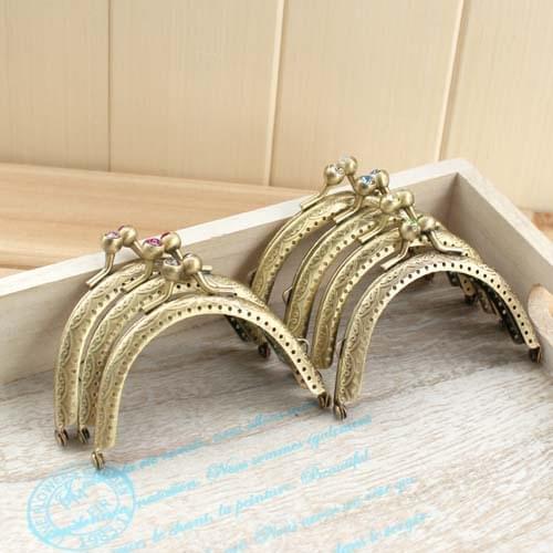8.5cm Vintage Antique Bronze DIY Metal Purse Frame Coin bags crystal rhinestone kiss Clasp Clutch Purse Frame,14Pcs/Lot