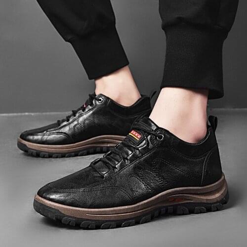 Leather Shoes Mens Casual Shoes Classic Winter Outdoor Short Plush Warm Comfortbale Wear Resistant Antiskid Sneakers Men Shoes