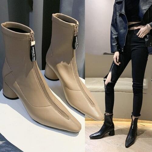 European style ankle boots women thick with high heels England 2019 winter new pointed womens shoes single net red Martin boots