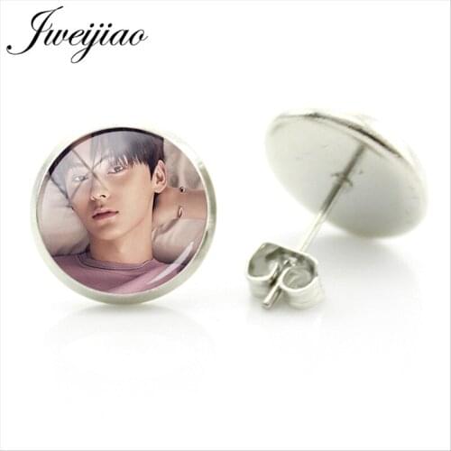 JWEIJIAO Fashion WANNA ONE Stud Earrings Collective Members Album Photo Glass Cabochon Hiphop Earrings Jewelry WO03