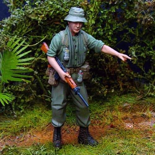 1/35 Resin Model figure GK Soldier Infantry Private 1968 Military theme Unassembled and unpainted kit