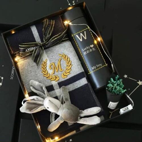 1Set Best Friend Boyfriend Girlfriend Teacher Birthday New Years Christams Wedding Party Gifts Customized Scarf Cup Gift Set