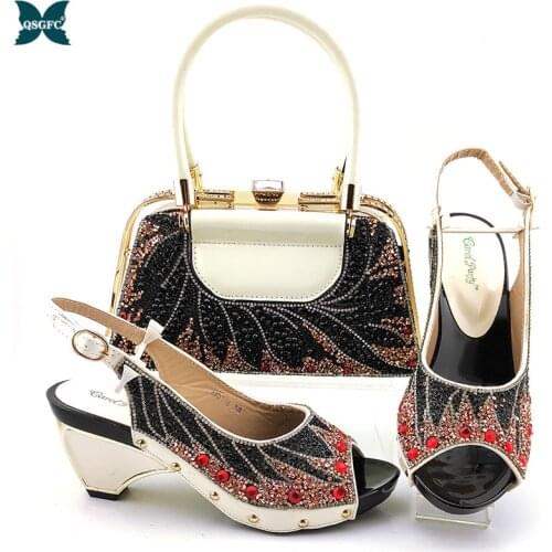 2020 New Arrival Italian Design Hot Selling Women Withe Color Shoes and Bag Set Decorated with Rhinestone for Wedding