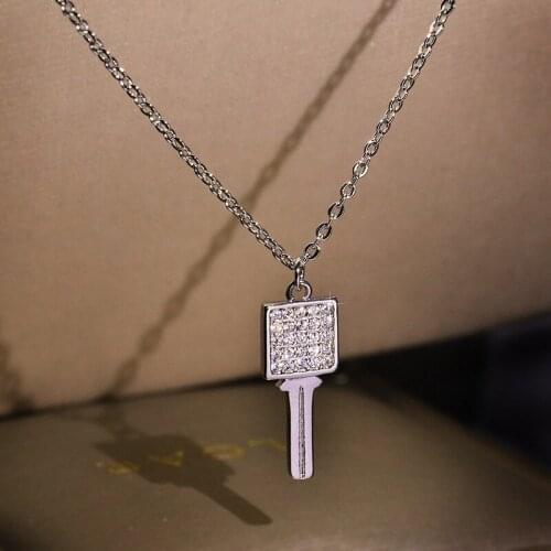 New Style 925 Sterling Silver Zircon Crystal Retro Key Pendant Necklace Ladies Light Luxury Temperament Dress Jewelry Accessorie