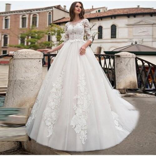 Graceful Tulle Bateau Neckline See-through Bodice Ball Gown Wedding Dress Half Sleeves Bridal Gowns vestidos novia