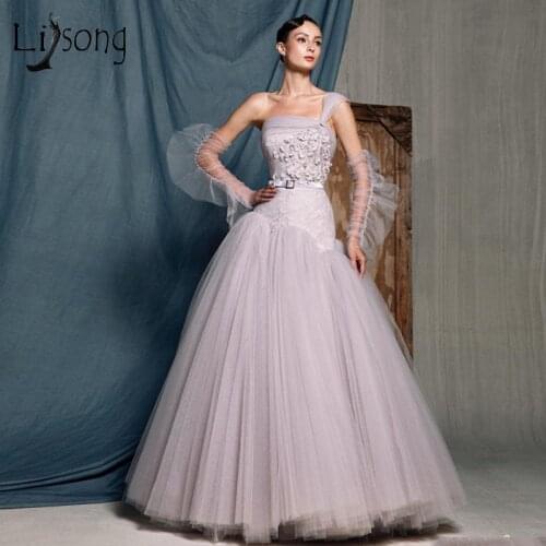 Modest Light Gray A-line Tulle Lace Evening Dresses See Thru Detachable Sleeves Elegant 3D Flower Evening Gowns