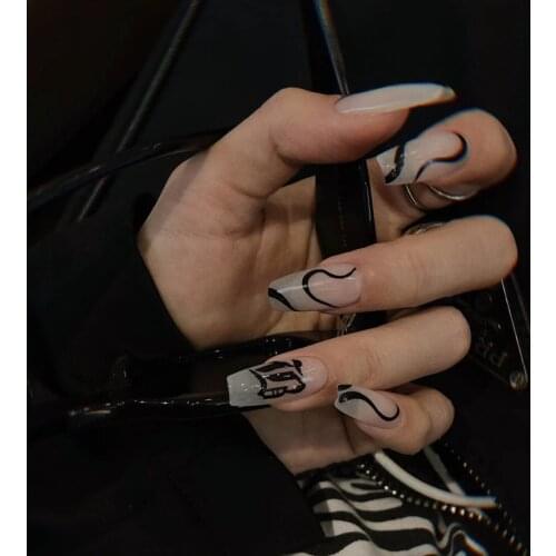 24Pcs/Set Black Lines Fake Nails Glue Type DIY Slider Removable Long Paragraph Fashion Manicure Fully Covered Nail Decoration NN