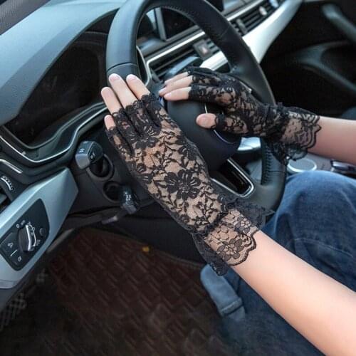 Womens Sexy Dressy Lace Gloves Sunscreen Short Gloves Fingerless Lace Driving Gloves Spring And Summer Mittens Accessories