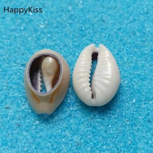 50pcs light gray Natural Sea Shell Loose Beads Accessories for DIY Bracelets Ornaments Home Fish Tank conch 14-20mm