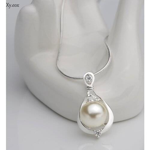 Round Pearl Crystal Rhinestone Drop Pendant Necklace Silver Chain Jewelry