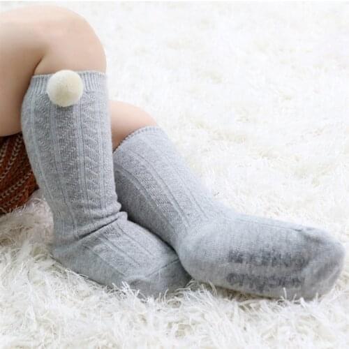 2020 New High Quality Spring Casual Socks Baby Cute Solid Color Plush Ball Cotton Dark Pattern Non Slip Small Socks