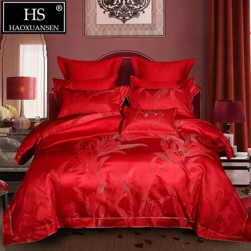 High Density 4/6/7 Pieces Wedding Bedding Set Red Jacquard Embroidery Design Cotton Bed Linen Set Queen King Size Double Bed Set
