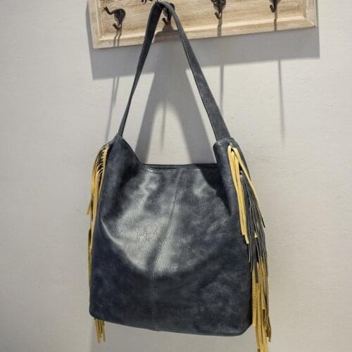 2021 new fashion woman shoulder bag capacity business wild Europe and the United States casual fashion