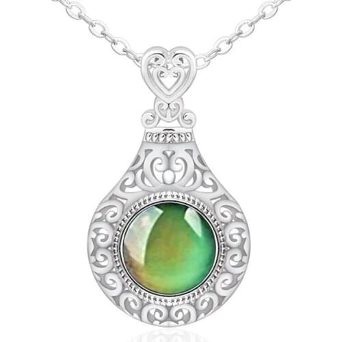 Luxury Fashion Hollow Out Oval Openable Pendant Necklace Jewelry Temperature Change Color Mood Necklace Women