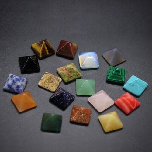 Natural Stone Healing Healing Stone Pyramid Pattern Mini Ornament White Crystal Blue Point Green Aventurine Jade Home Statue