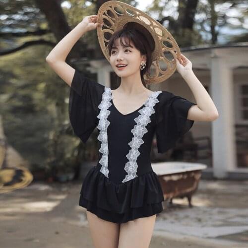 Bikinis 2021 Korean Hot Bathing Suit Women Onepiece Trendy Swimsuit Fused Female Swimwear 1 Piece Beach Swim Plus Size Ruffle